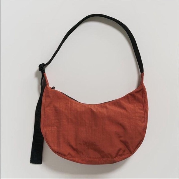 BAGGU Handbags - Baggu Nylon Crescent Bag. NEW